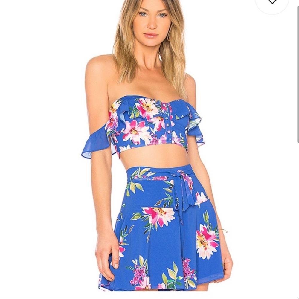 Privacy Please Blue Floral Crop Top